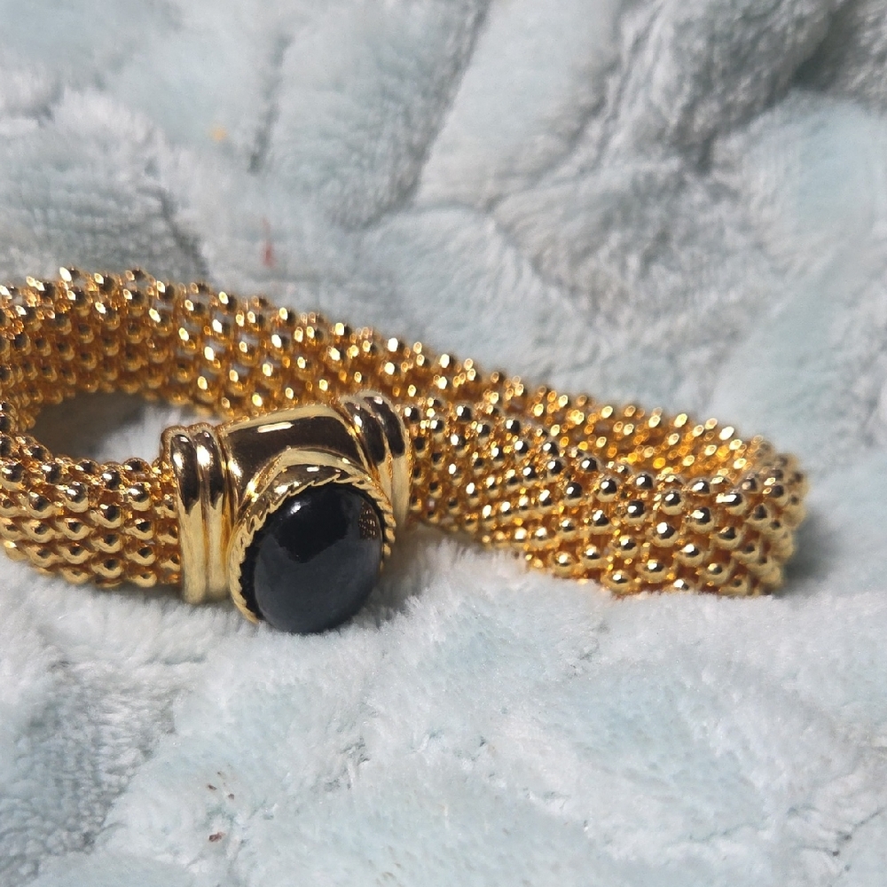 VTG Elizabeth TAYLOR Golden Mesh Magnetic  Gold and Black Women's Bracelet